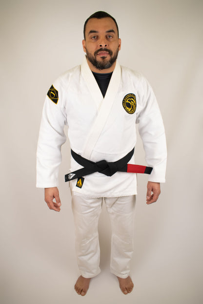 Premium White Kimono – Limited Edition